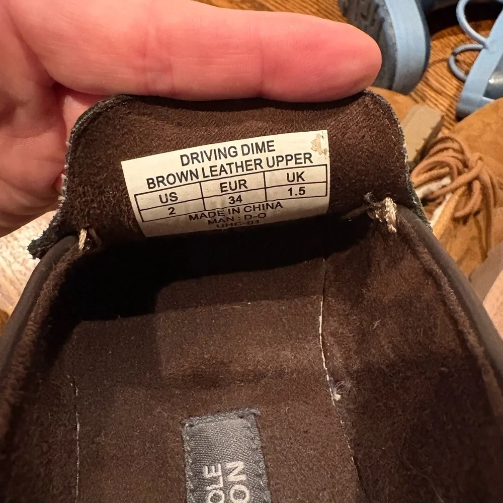 Kenneth Cole Reaction dark brown